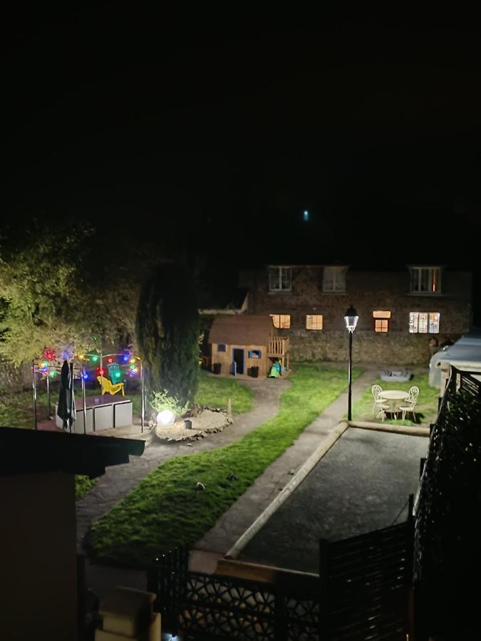 La Baie Du Mont Appartement De Vacances Proche Du Mont Saint Michel Roz-sur-Couesnon Exterior foto